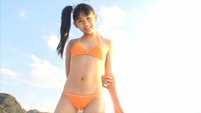 asian-japanese-middle-student-bloomer-on-schoolswimsuit