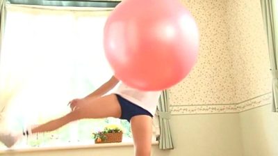 spread-legs-with-bloomers