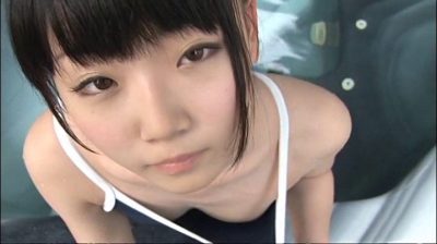 swimsuit-breast-show